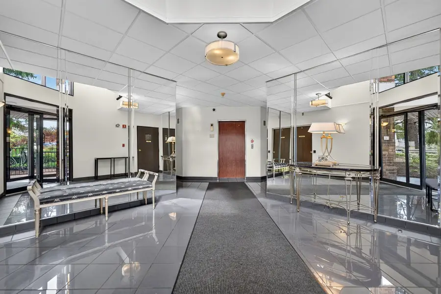 3110 Pheasant Creek Drive #209, Northbrook, IL 60062 - #2