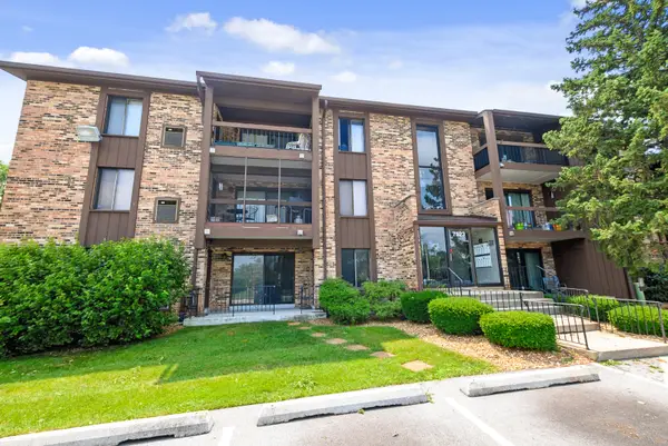 7523 175th Street #731, Tinley Park, IL 60477