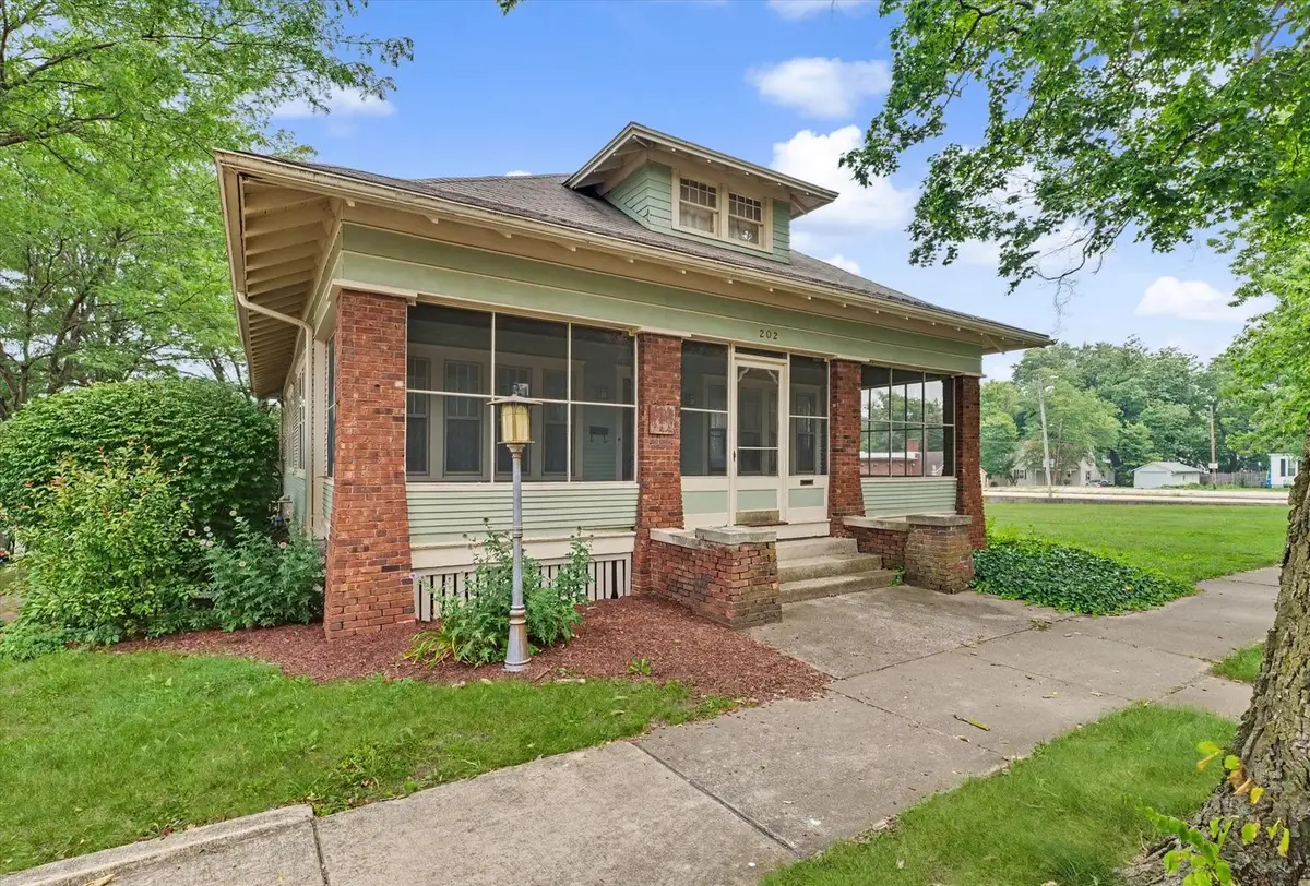 202 E Washington Street, Monticello, IL 61856 - #1