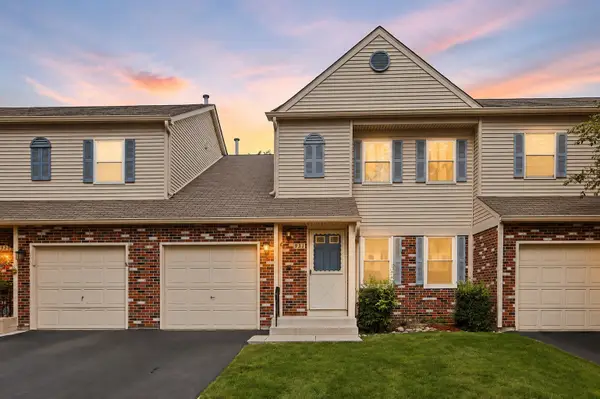 931 Perry Drive, Algonquin, IL 60102