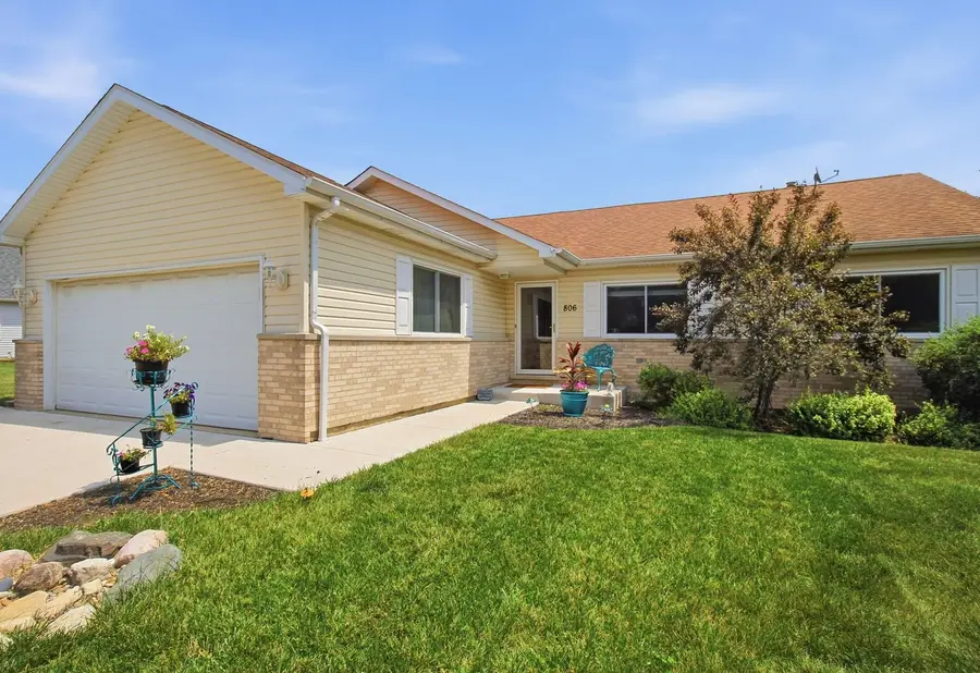 806 Edgerton Drive, Joliet, IL 60435 - #2