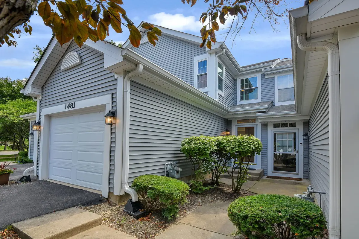 1481 Walnut Hill Avenue, Saint Charles, IL 60174 - #1