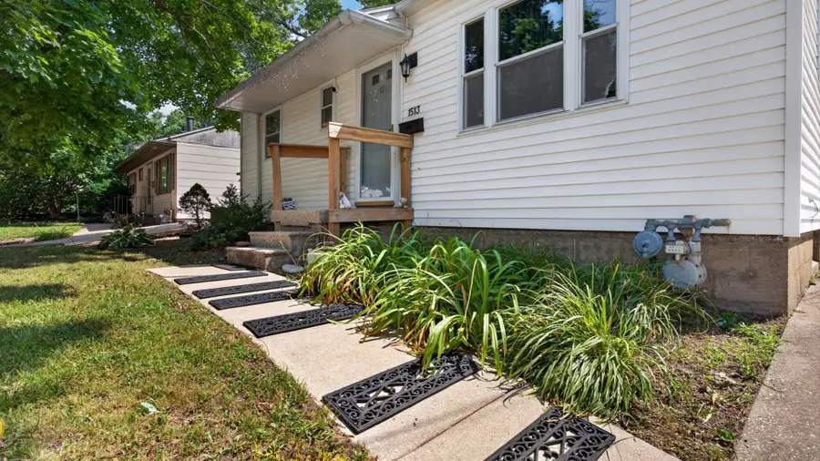 1513 N Linden Street, Bloomington, IL 61701 - #2