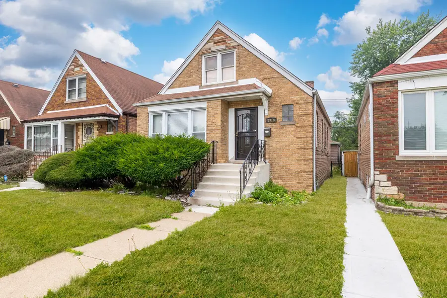 8918 S Merrill Avenue, Chicago, IL 60617 - #2