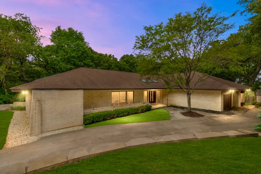 4 Far Hills Road, Barrington Hills, IL 60010 - #2