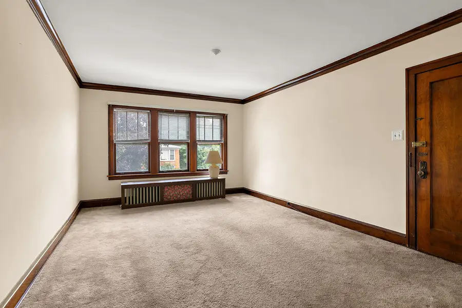 4933 W Ainslie Street, Chicago, IL 60630 - #3