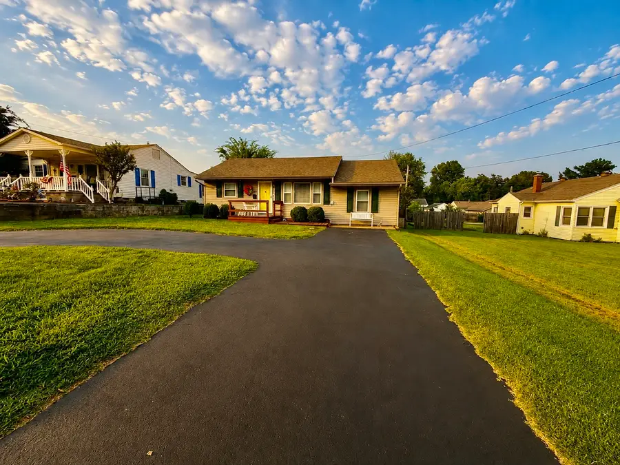 605 W 19th Street, Metropolis, IL 62960 - #2