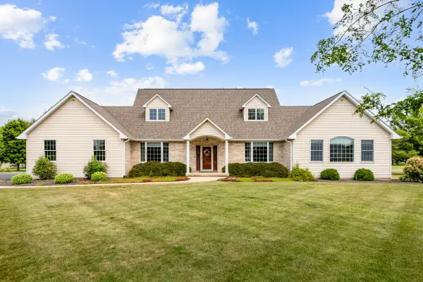 26743 S Winfield Road, Monee, IL 60449