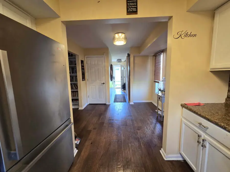1010 Patricia Lane, Crete, IL 60417 - #3