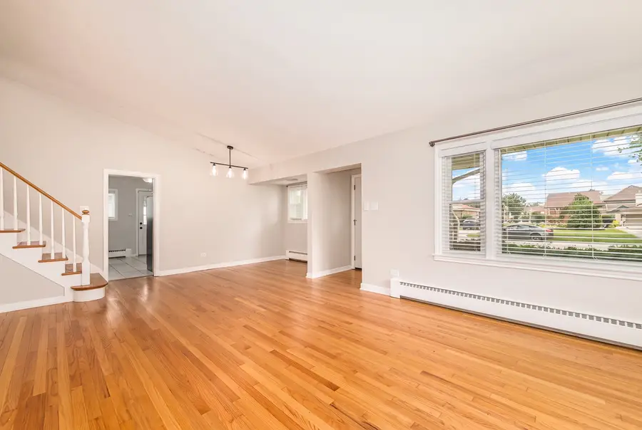 112 N Broadway Avenue, Park Ridge, IL 60068 - #3