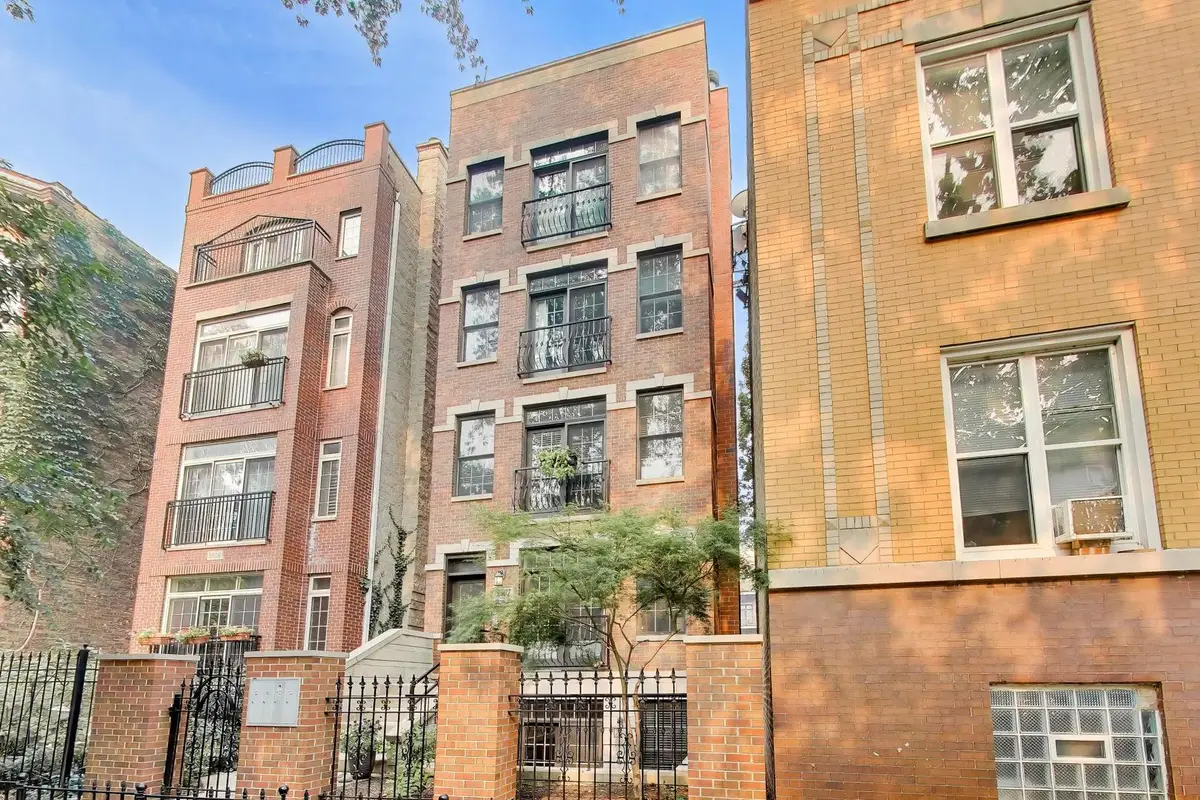 3507 N Reta Avenue #1, Chicago, IL 60657 - #1