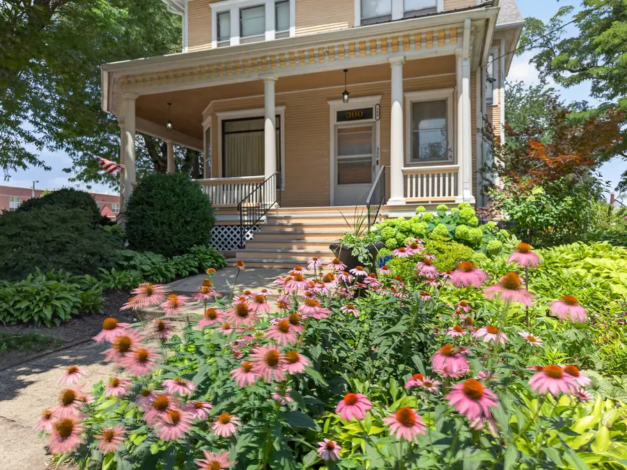 300 E Lafayette Street, Ottawa, IL 61350 - #2