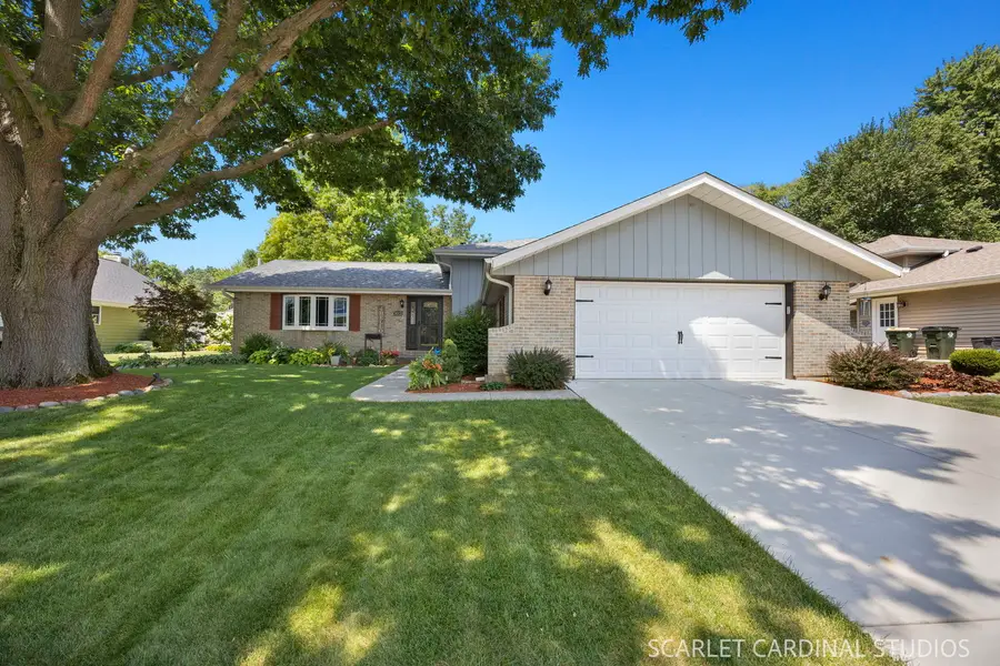 303 Woodworth Street, Yorkville, IL 60560 - #2