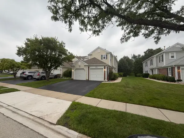 266 Greensboro Court #5, Elk Grove Village, IL 60007