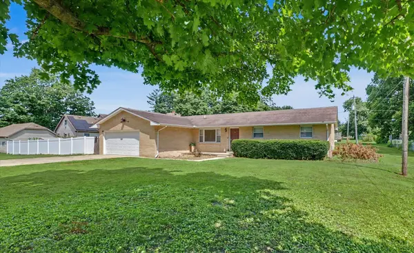 408 E Victory Street, Sidney, IL 61877
