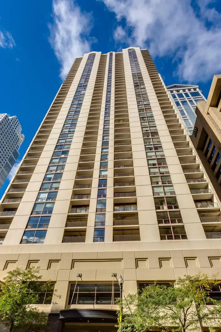 200 N Dearborn Street #4700, Chicago, IL 60601 - #1