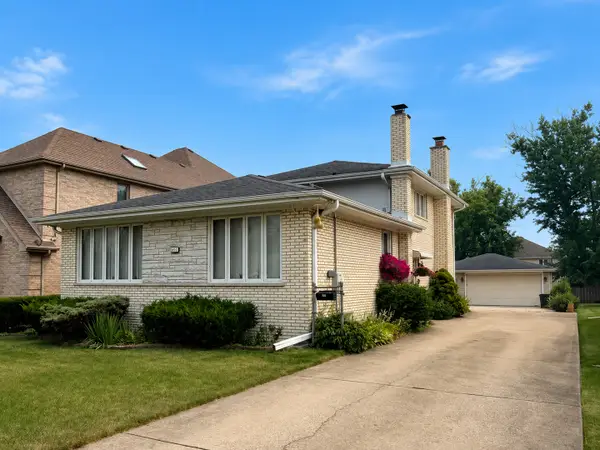 8631 W Stolting Road, Niles, IL 60714