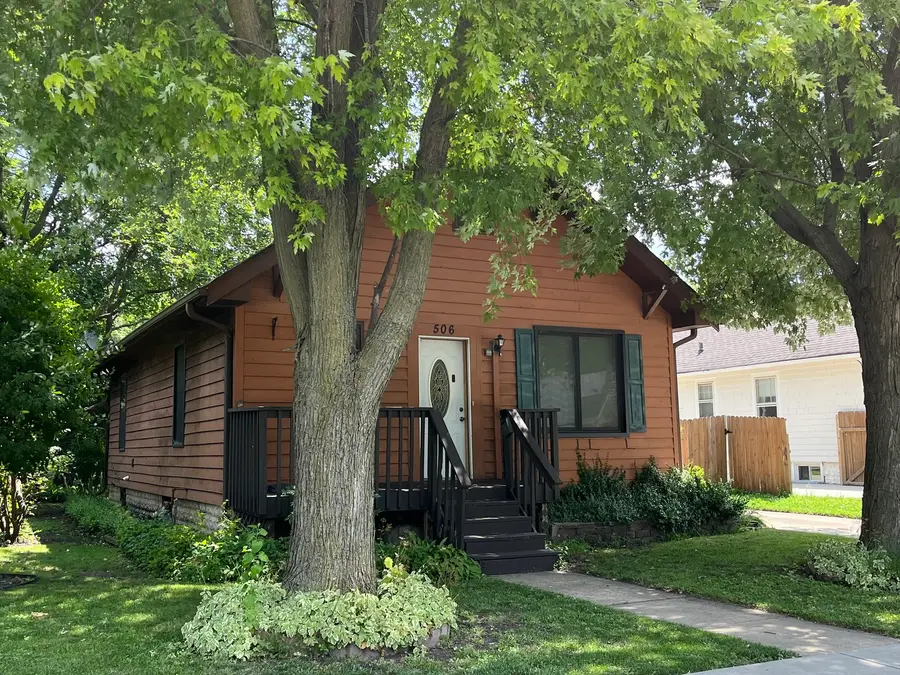 506 S Gladstone Avenue, Aurora, IL 60506 - #3
