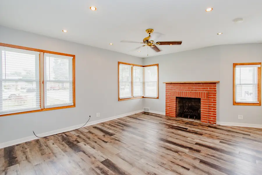 10113 Mclean Avenue, Melrose Park, IL 60164 - #3
