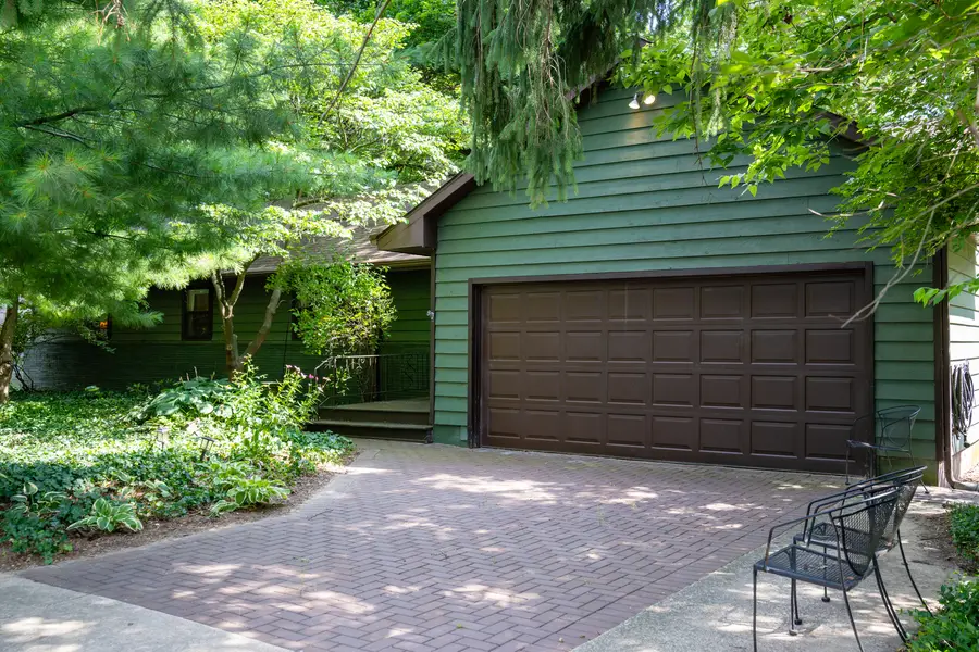 103 W Mumford Drive, Urbana, IL 61801 - #3