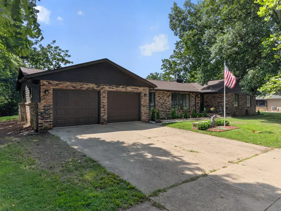 1337 Ottawa Avenue, Ottawa, IL 61350 - #2