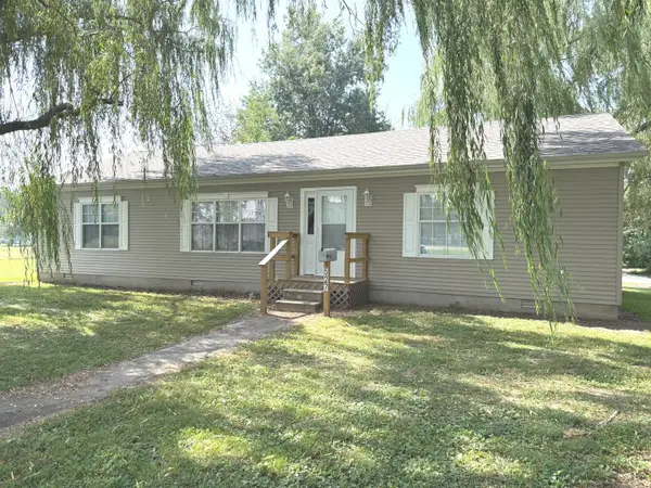 527 W 6th Street, Centralia, IL 62801