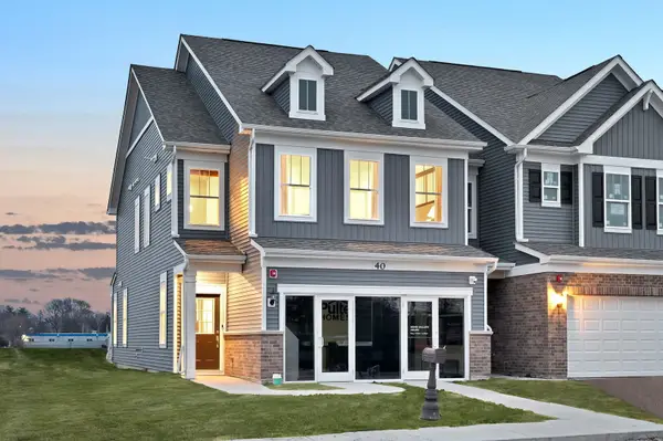 131 Weirich Way #79004, Batavia, IL 60510