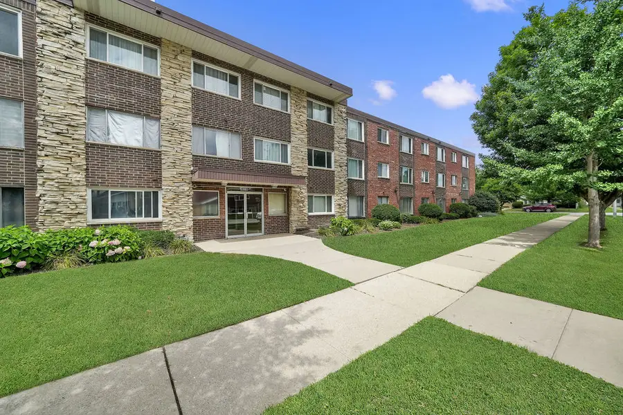 10210 Washington Avenue #115, Oak Lawn, IL 60453 - #3