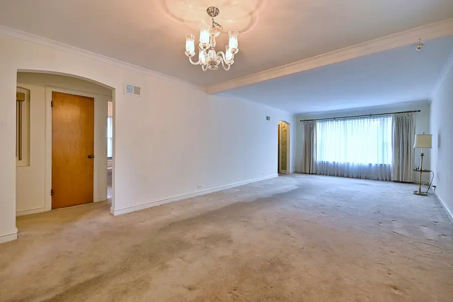 7637 W Armitage Avenue, Elmwood Park, IL 60707 - #3