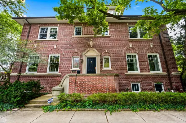 4900 S Kimbark Avenue, Chicago, IL 60615