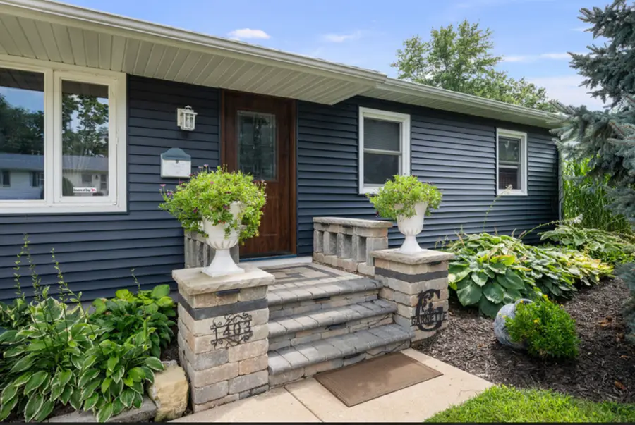 1403 E 35th Street, Davenport, IA 52807 - #2