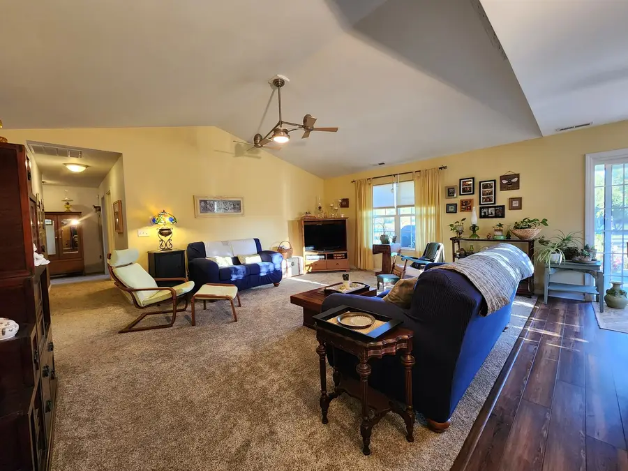 156 Hanover Lane, Murphysboro, IL 62966 - #3