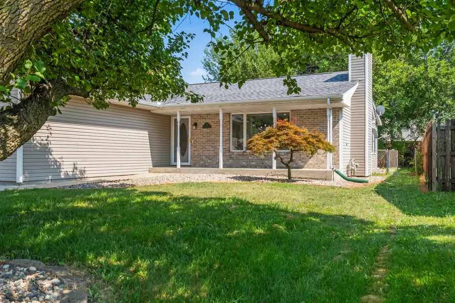 38 Edgewood Court, Bloomington, IL 61701 - #2