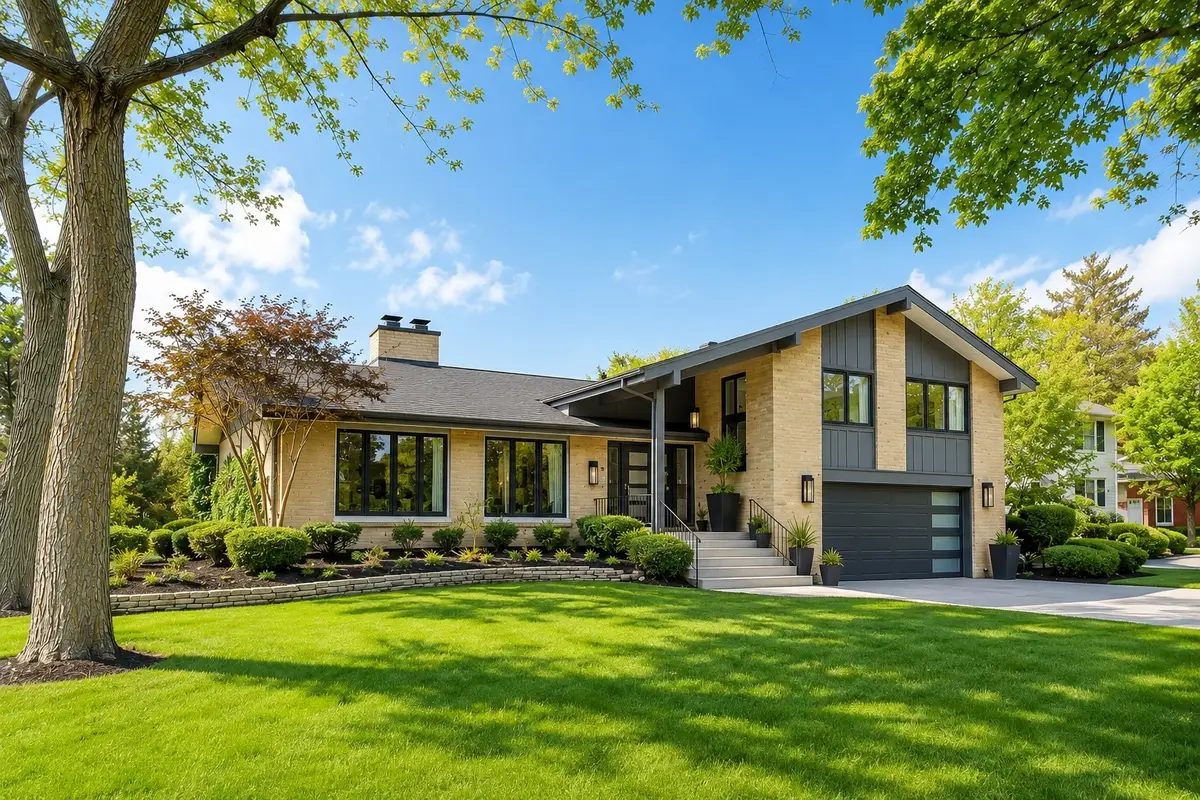 360 S Prospect Avenue, Elmhurst, IL 60126 - #1