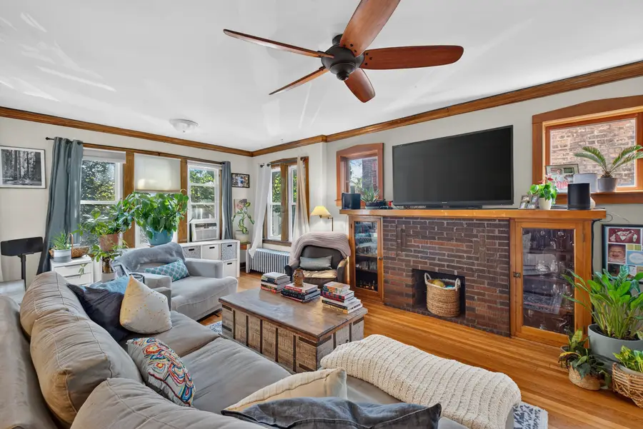 2926 N Avers Avenue, Chicago, IL 60618 - #3