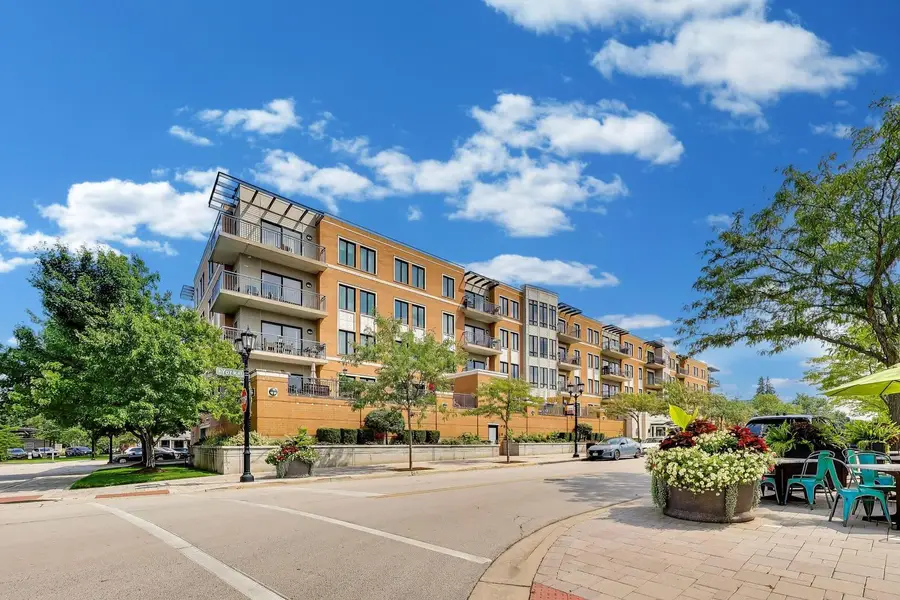 135 S York Street #520, Elmhurst, IL 60126 - #2
