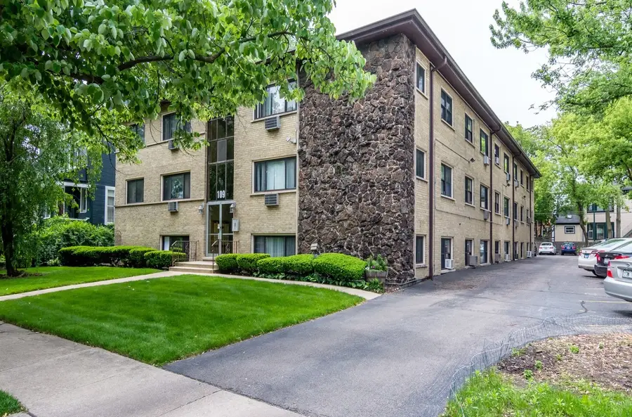 109 S Elmwood Avenue #16, Oak Park, IL 60302 - #2