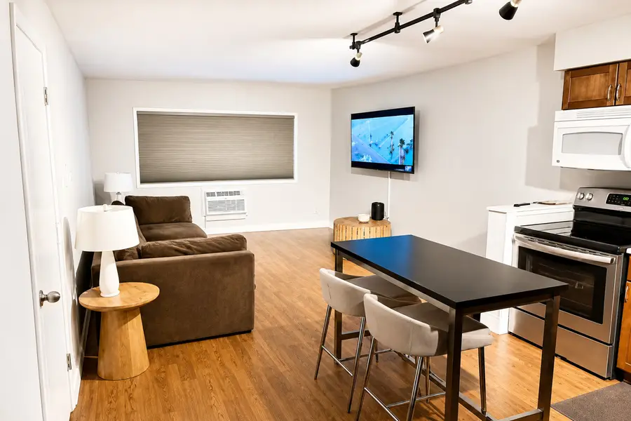 109 S Elmwood Avenue #16, Oak Park, IL 60302 - #3