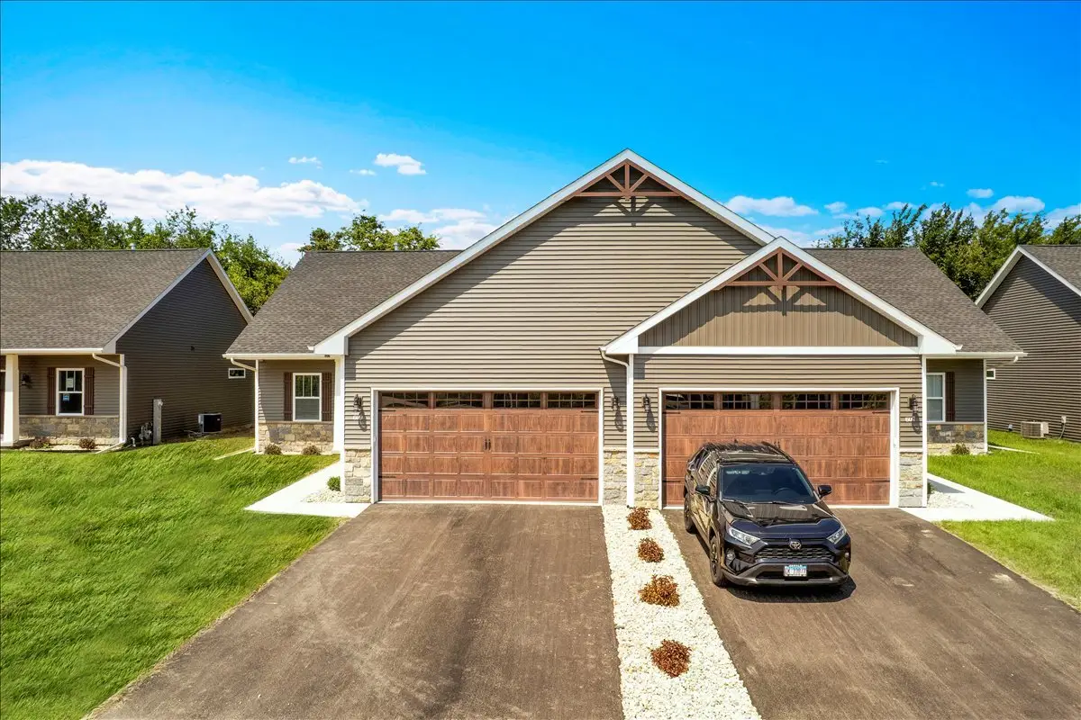 609 Anjali Court, Sycamore, IL 60178 - #1