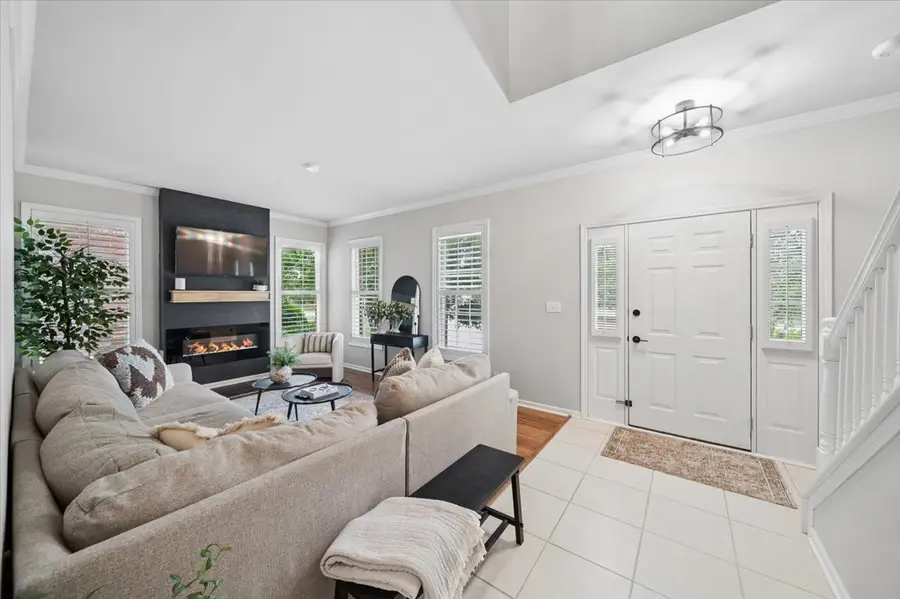 39W423 Herrington Boulevard, Geneva, IL 60134 - #2