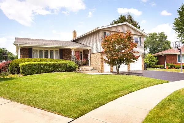 16536 Maple Court, South Holland, IL 60473