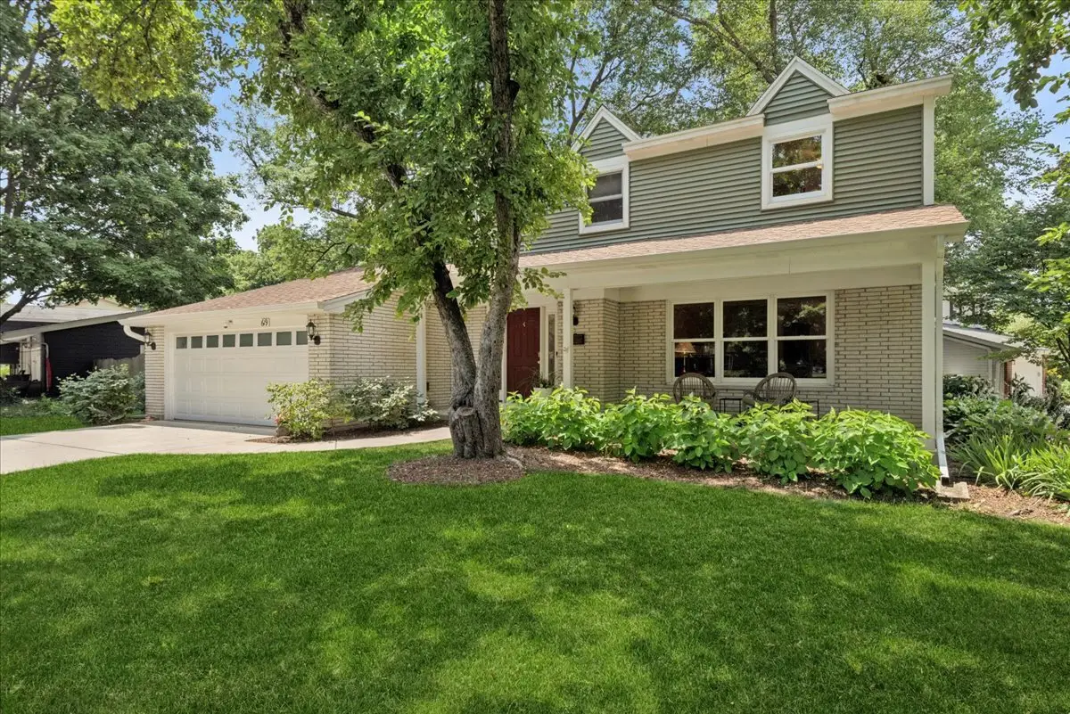 619 Dawes Street, Libertyville, IL 60048 - #1