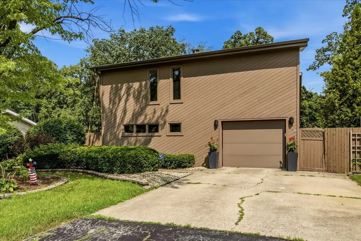 318 N Brookshore Drive, Shorewood, IL 60404 - #1