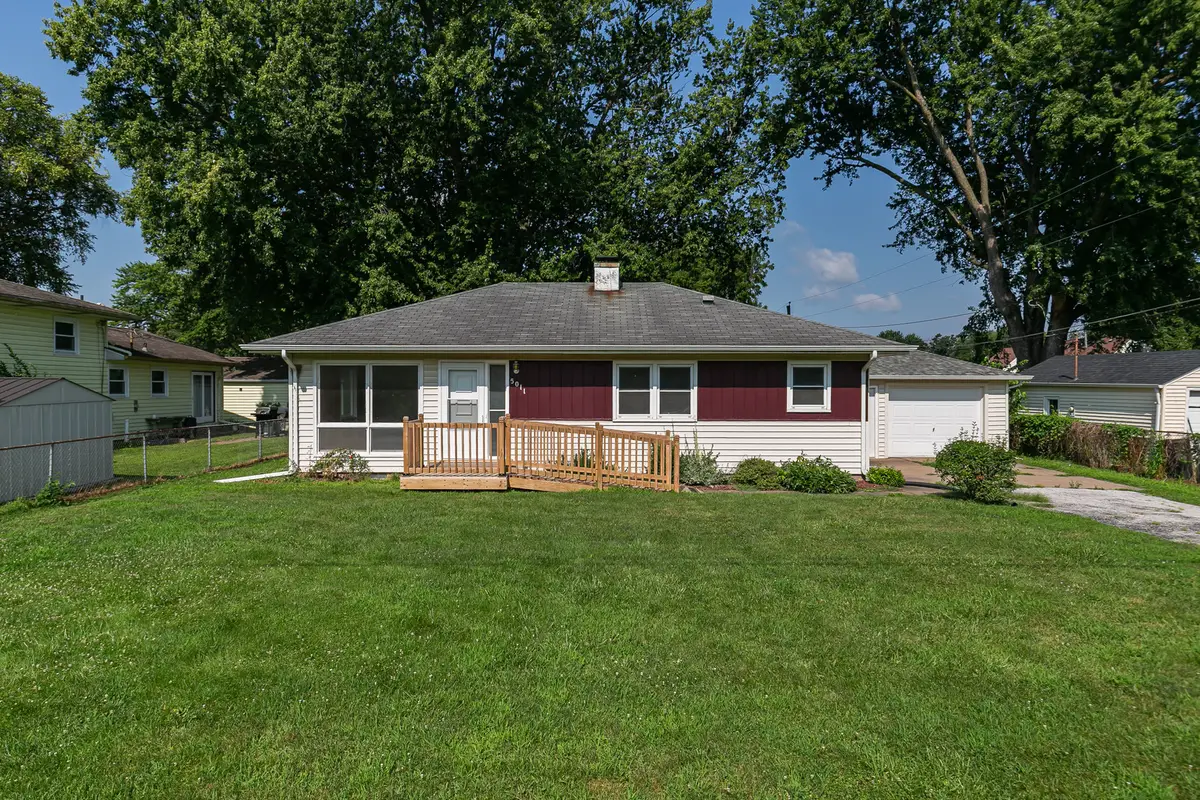 5011 48th Street, Moline, IL 61265 - #1