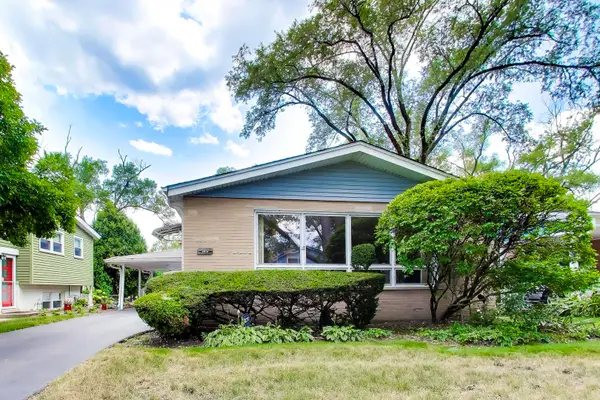 349 Park Drive, Northbrook, IL 60062