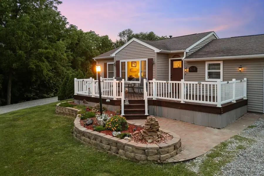 626 S Mississippi Street, Blue Grass, IA 52726 - #2