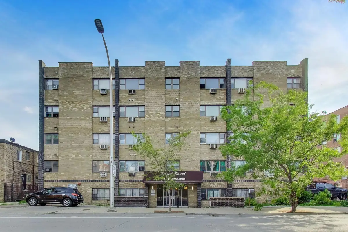 7854 S South Shore Drive #502, Chicago, IL 60649 - #1