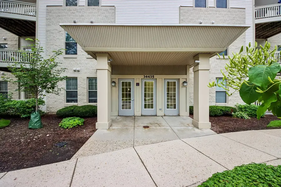 34435 N Old Walnut Circle #306, Gurnee, IL 60031 - #3