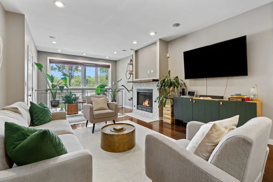 1461 W Grand Avenue #1, Chicago, IL 60642 - #3
