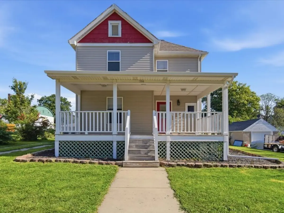 304 E Franklin Street, Carlock, IL 61725 - #1